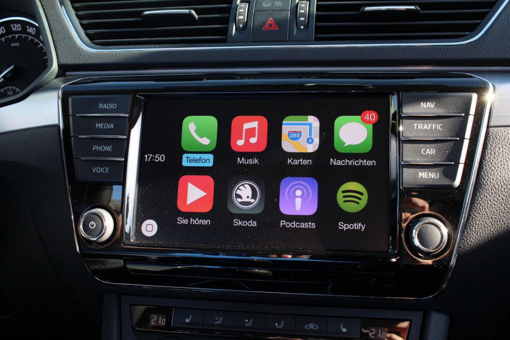 Apple carplay skoda