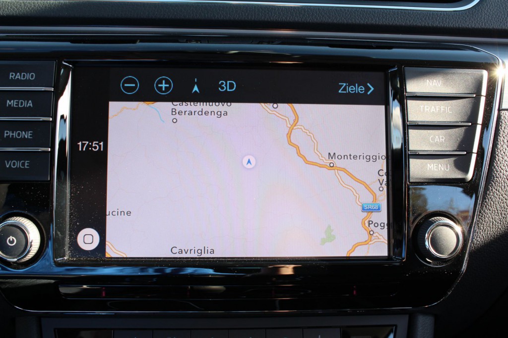 Apple carplay skoda